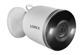 Lorex 2K Spotlight Indoor/Outdoor Wi-Fi Security Camera (32GB, Cloud-Enabled)