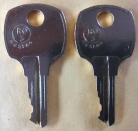 C501A-C730A 2 Keys File - Storage Cabinet / Office Furniture / L & T Handles key