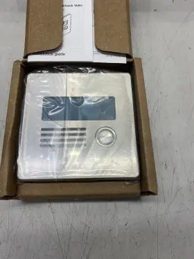 01995-001 AXIS Network Video Intercom