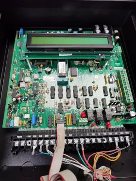 1835-080 DOORKING Phone Gate Door Access Control