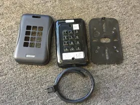 921PHRNEK0002E HID Xceedid Shlage Keypad