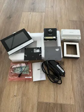 DS-KIS702-P HIKVISION Ip Video Intercom Tft Lcd Vdc Villa
