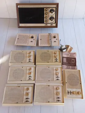 2560A NUTONE Scovill Music Intercom Unit Radio