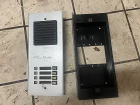 QS-004S QUANTUM Intercom Lobby Panel