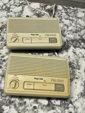 43-204 RADIOSHACK Radio Automatic Wireless Intercom Fm Plug