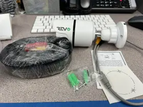 24311665 REVO AMERICA Aero Wired Camera