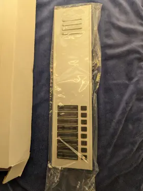 AM492-08 TEKTONE Vandal Entrance Speaker Panel